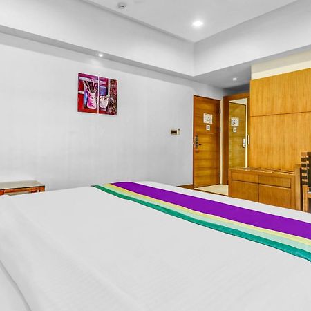 Medora Hotel Kozhikode Ngoại thất bức ảnh