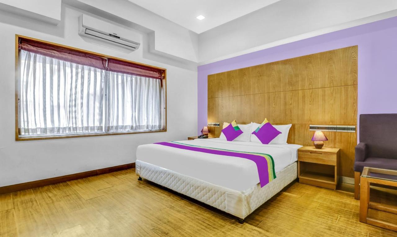 Medora Hotel Kozhikode Ngoại thất bức ảnh