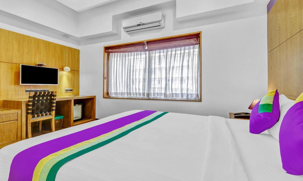 Medora Hotel Kozhikode Ngoại thất bức ảnh