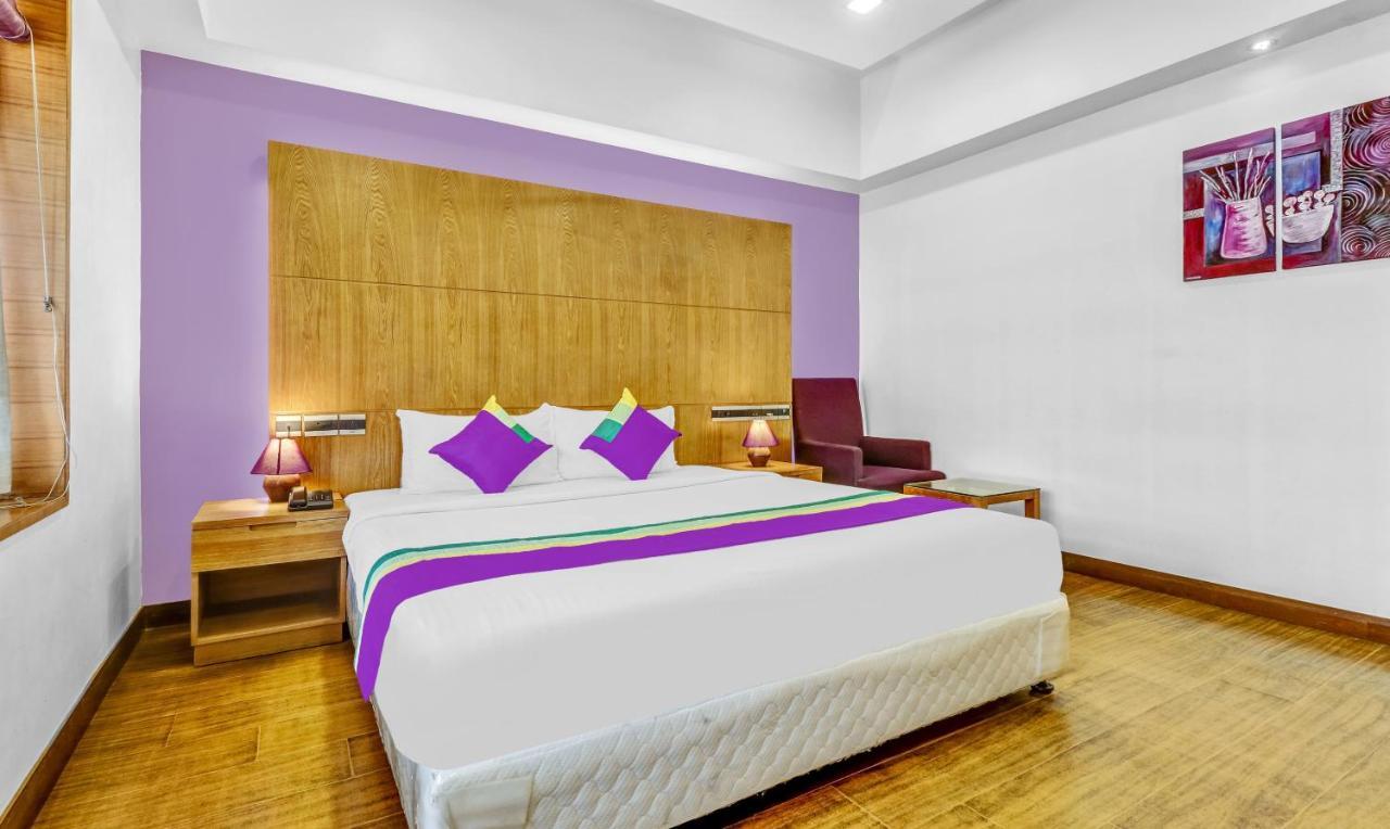 Medora Hotel Kozhikode Ngoại thất bức ảnh