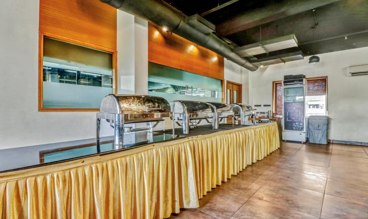 Medora Hotel Kozhikode Ngoại thất bức ảnh