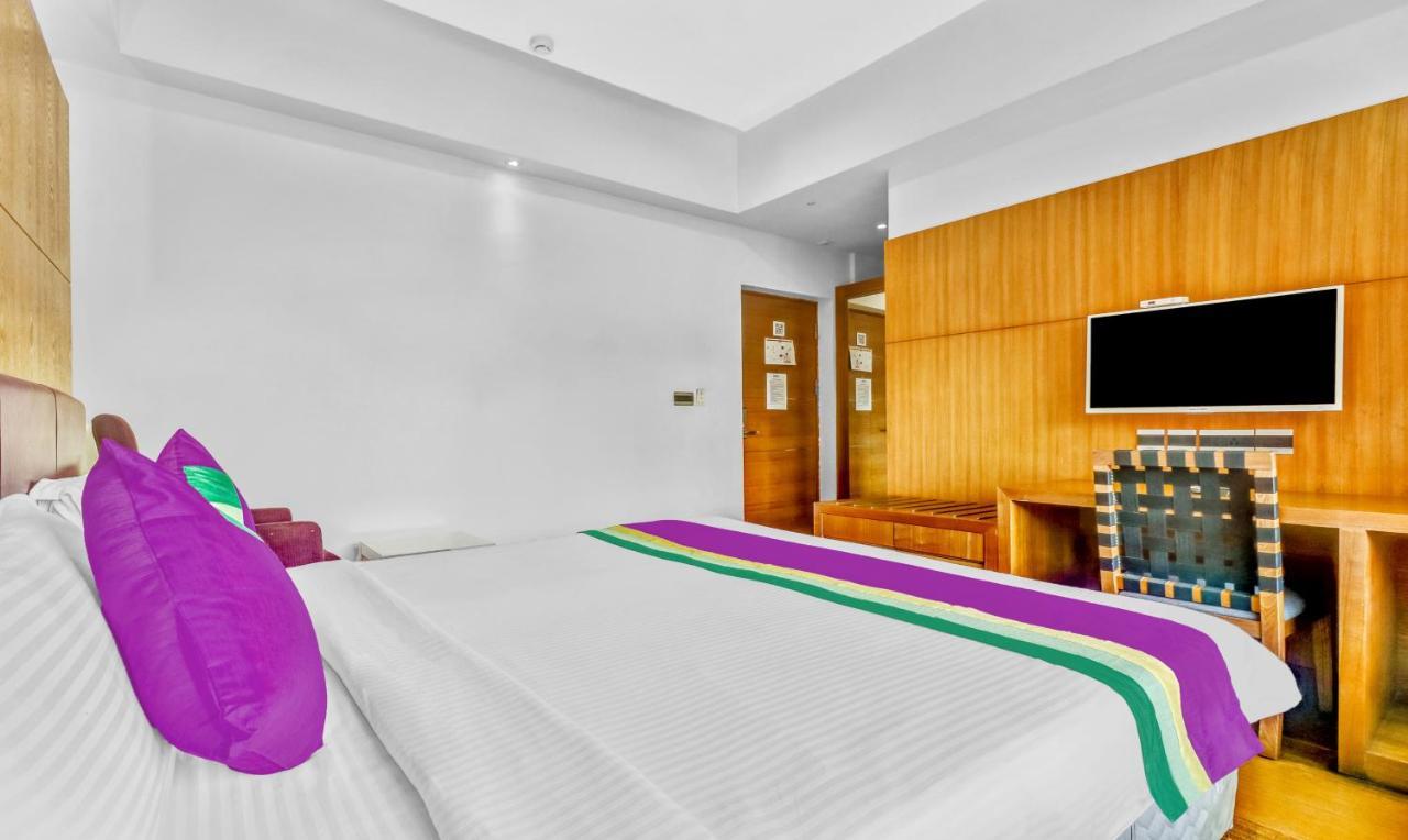 Medora Hotel Kozhikode Ngoại thất bức ảnh