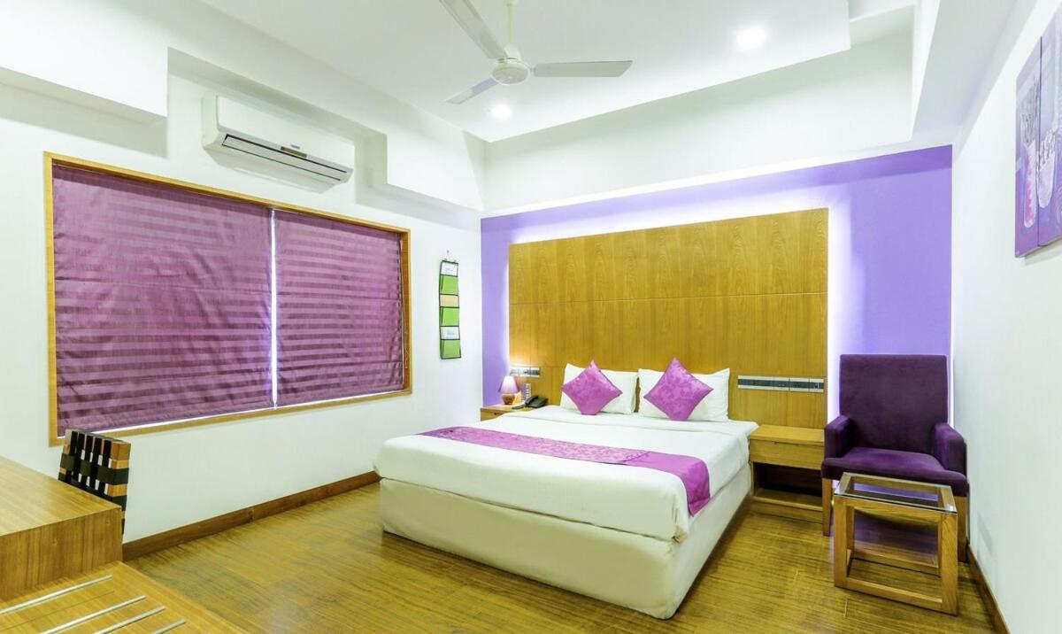 Medora Hotel Kozhikode Ngoại thất bức ảnh
